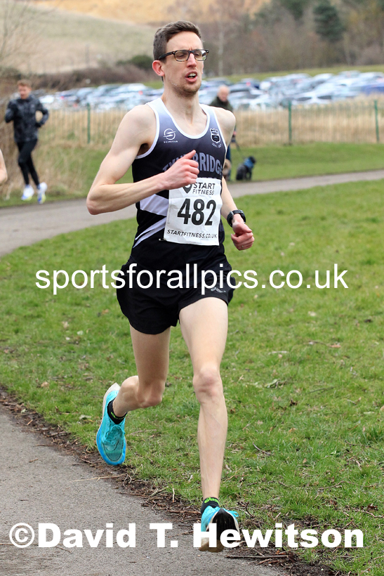 Senior men and veteran men over-40s NECAA Road Relay Champs., Hetton Lyons Park, Hetton le Hole, County Durham. Photo: David T. Hewitson/Sports for All Pics